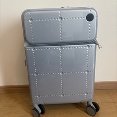 キャリーケース