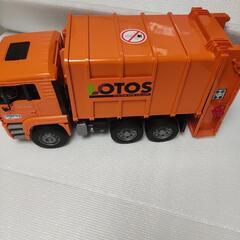 ブルーダーbruderブルーダーMAN TGS ごみ収集車 BR03760玩具　ごみ収集の画像