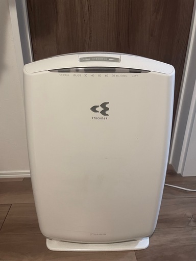 ダイキン　加湿空気清浄機　ACK55N-W