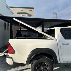 GUN125ハイラックス　トノカバー　ホワイトの画像