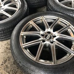 235/50R18アルミホイールホイルの画像