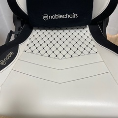 NOBLECHAIRSプレミアム ゲーミングチェア NBL-PU-WHT-002の画像