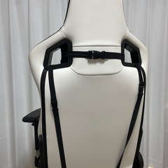 NOBLECHAIRSプレミアム ゲーミングチェア NBL-PU-WHT-002の画像