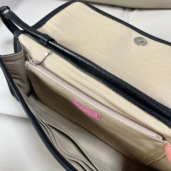 ショルダーバックグレーの画像