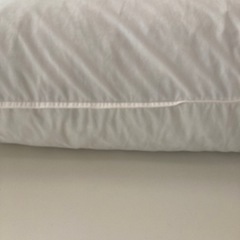 （お取引決定です）無印良品　羽根枕の画像