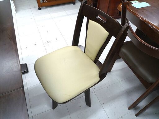 伸縮式 ダイニングテーブルセット 二人掛けダイニングセット バタフライ イス2脚付き テーブル幅 120.5cm～90cm 中古 苫小牧西店