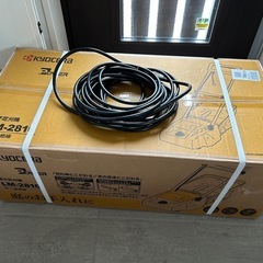 【新品未開封、延長コード付】KYOCERA（京セラ） 電子芝刈機...