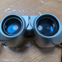 双眼鏡の画像
