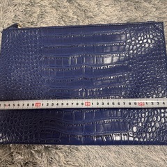 クラッチバッグの画像