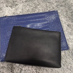 クラッチバッグ