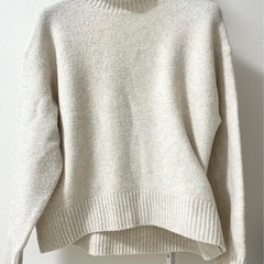 UNIQLO スフレヤーンセーター