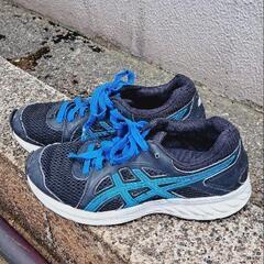 2足小学生 スニーカー 23センチ  asics NB