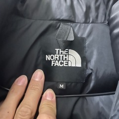 ノースフェイスヌプシジャケットの画像