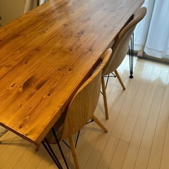 LOWYAダイニングテーブル&イス2脚セットの画像