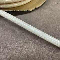 中古品 半端 三洋化成 耐圧ホース SKソフトブレード 9×14.5 ホワイト 残量半分くらいの画像