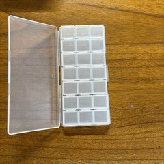転売可能　小物収納ケース20個の画像