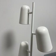 IKEA スタンド間接照明　3スポットの画像