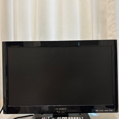 12年製 22型 液晶テレビ 【取引完了済み】
