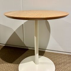 【差し上げます】円型テーブルの画像