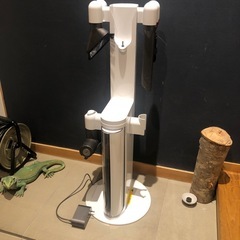 ダイソン掃除機充電器スタンド　アタッチメント