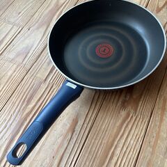 フライパンA（T-fal）の画像
