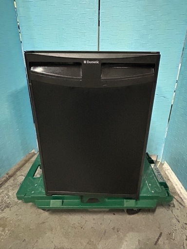Ⓜ️商品 【土日対応】おすすめ品　Dometic ドメスティック 40L 電気冷蔵庫 RH440LD 小型 冷蔵庫 動作確認済み　現状渡し　03-16-01