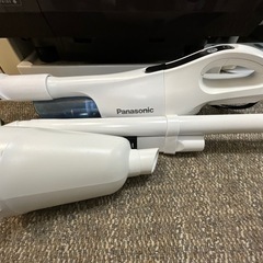 パナソニック 充電スティッククリーナー 本体のみ (電池パック/...