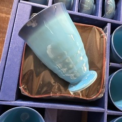 引き出物の陶器5セットの画像