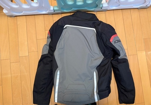 Alpinestars バイクジャケット (Mサイズ) + バックプロテクター付き、中古