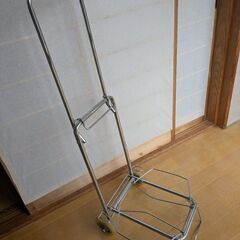 折り畳みキャリー　キャンプ　買い物　移動　台車　荷物