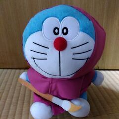 映画ドラえもん のび太の絵世界物語バージョンのドラえもんのぬいぐるみですの画像