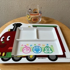 アンパンマン　コップとプレート
