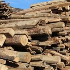 無料引取　建築廃材 材木 解体廃材　梁材 柱材など　薪用に！