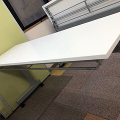 スタッキングテーブル ・折り畳み式　会議机　1500x450㎜　＜４＞