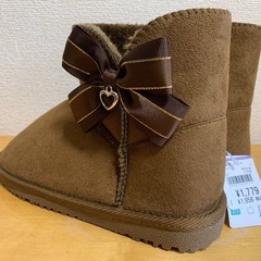 【新品】ムートンブーツ21センチの画像