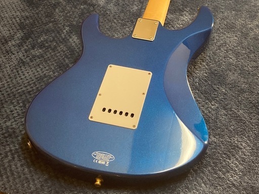 YAMAHA PACIFICA 012 エレキギター