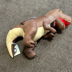 ティラノサウルス　ぬいぐるみ