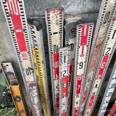 1500→1200円　工事現場道具の画像