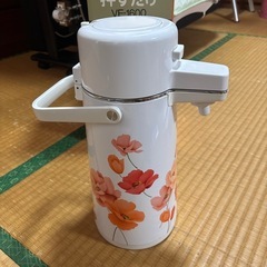 新品未使用象印レトロポットの画像