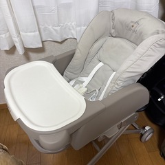 アップリカ　ユラリズム　
ハイローチェアの画像