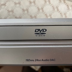 東芝　DVDプレーヤーの画像