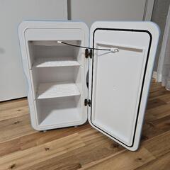 パーソナル保冷庫 「MOBICOOL F16」