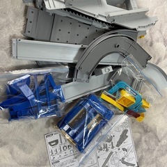 箱有トミカアクション高速どうろの画像