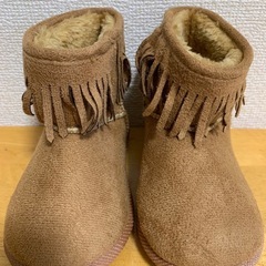 15センチ　ムートンブーツの画像