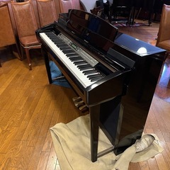 CLP-280PE 
電子ピアノYAMAHA定価41万円当時最高級モデル、少し難ありの画像