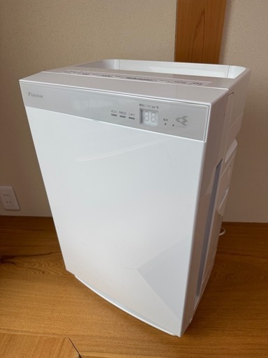 ダイキン　加湿空気清浄機　ACK70U-W