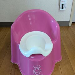 ベビービョルン　おまる　ピンク