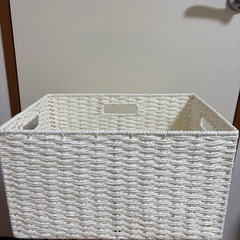 カラーボックスにピッタリな収納カゴ
の画像