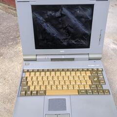 ノートパソコン①