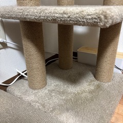 中古キャットタワーの画像